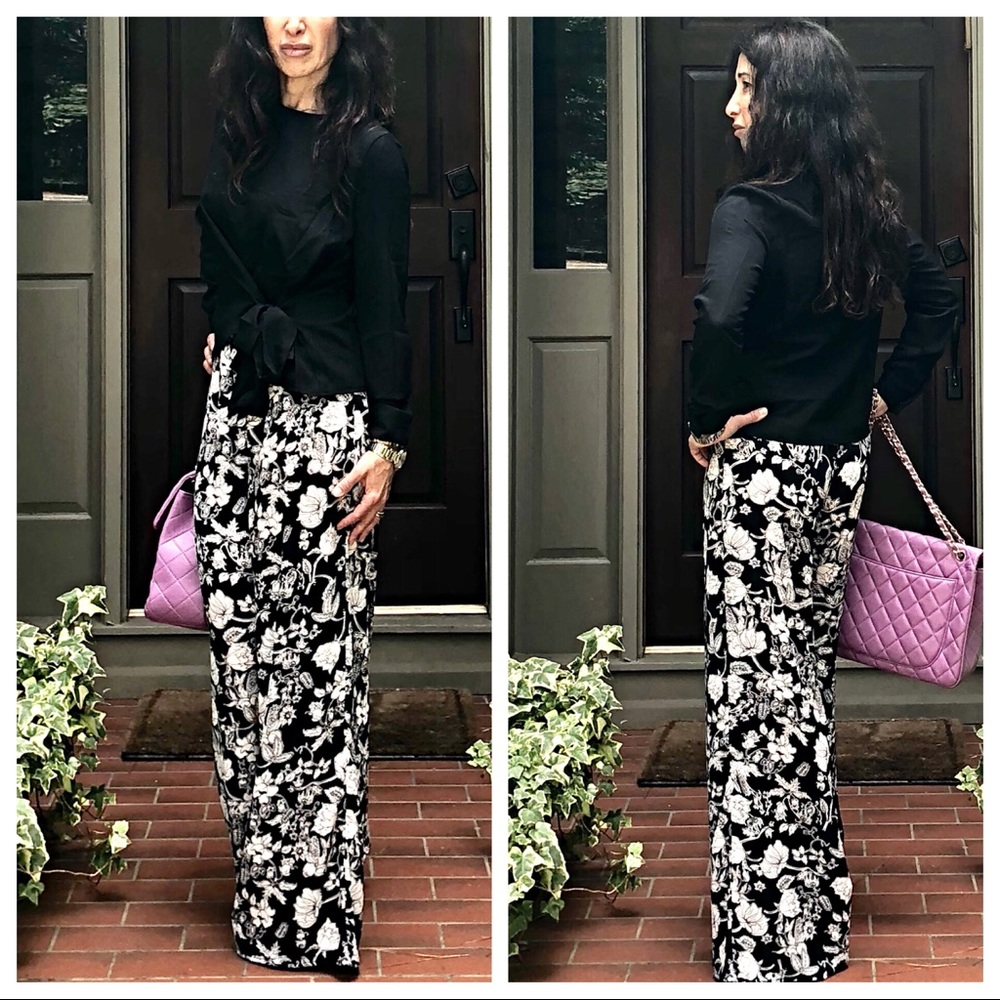 ✨LAST ONE✨Black wide leg floral print pants - Picture 5 of 7
